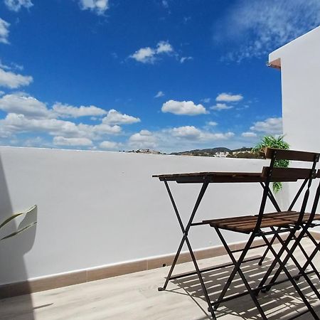 Апартаменты Terrace Penthouse And Chill Малага Экстерьер фото